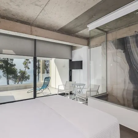 Pefka Luxury Homes Deluxe For 4 別荘 *