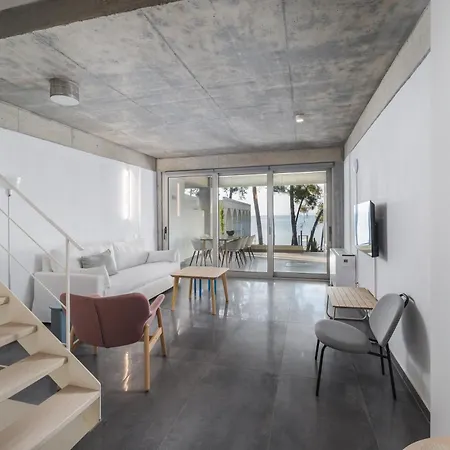 Pefka Luxury Homes Deluxe For 4 別荘 *
