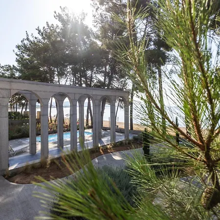Case de vacanță Pefka Luxury Homes Deluxe For 4